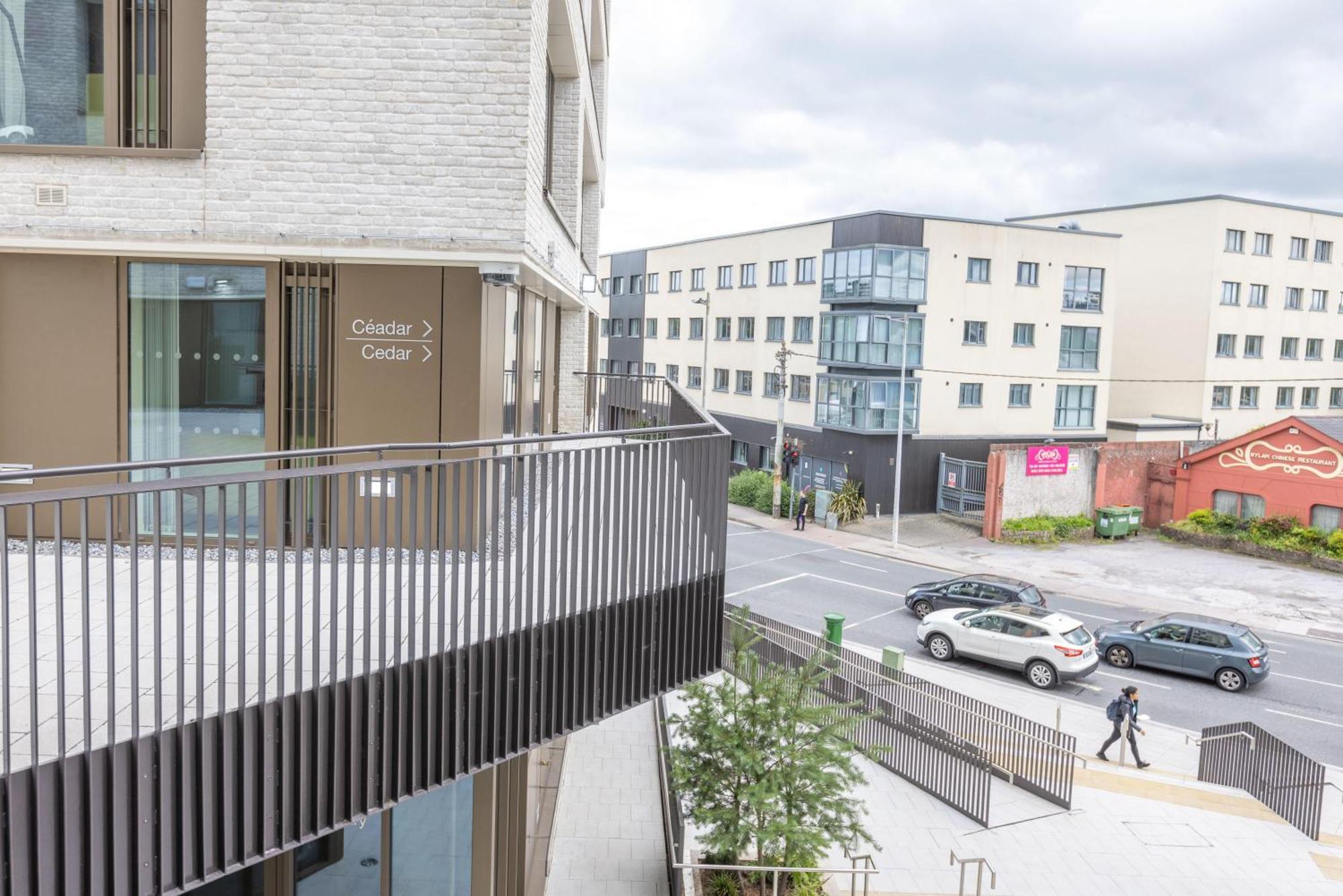 Crow'S Nest - Ucc Summer Beds Cork Exterior foto