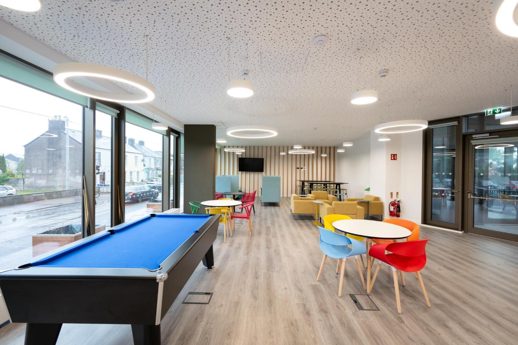 Crow'S Nest - Ucc Summer Beds Cork Exterior foto
